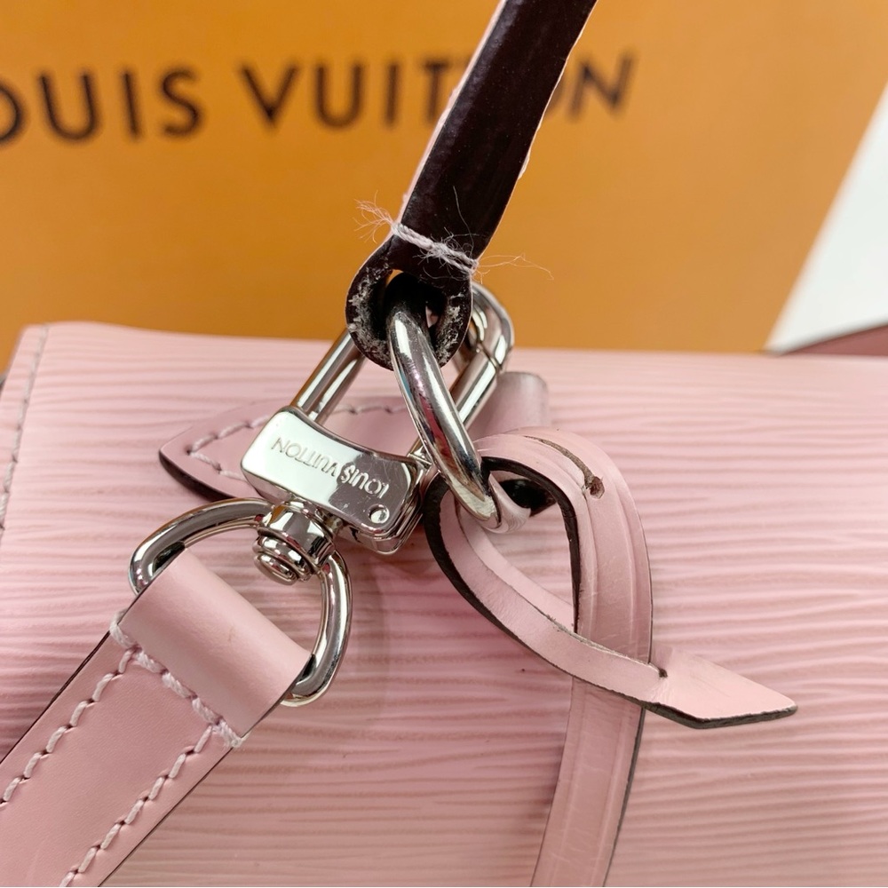 Louis Vuitton Cluny MM Epi Leather Top Handle shoulder Bag Pink Rose Bellarine - Picture 3 of 16